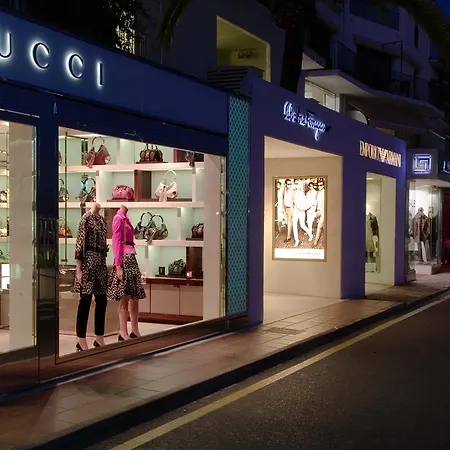 Marina Mariola リゾート