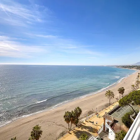 Marina Mariola リゾート *