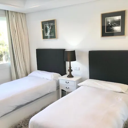 Marina Mariola Marbella