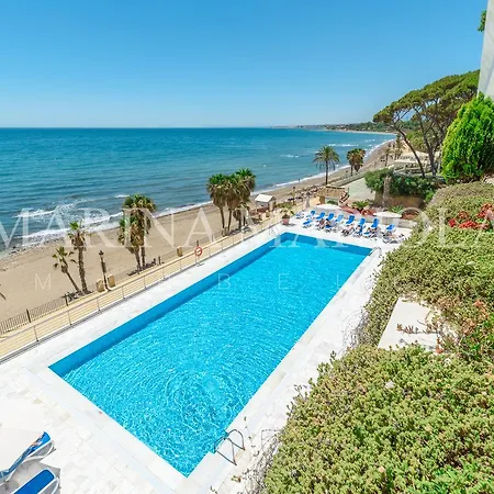 Marina Mariola Semesteranläggning (resort)