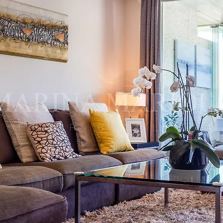 Marina Mariola Resort *