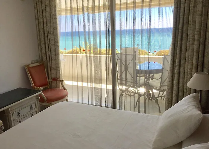 Marina Mariola Marbella