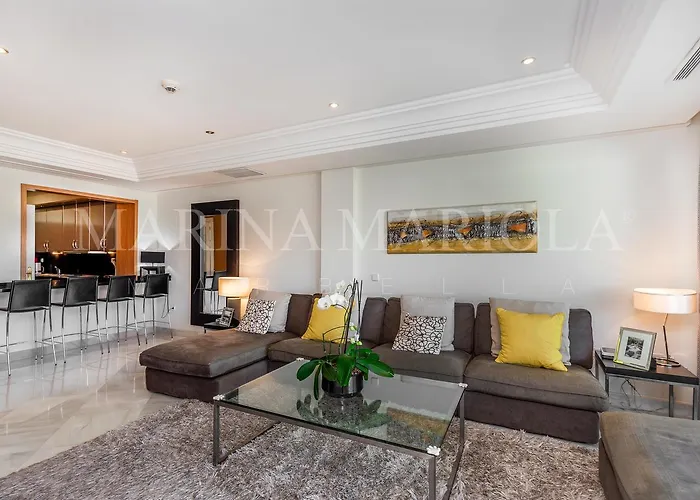 Marina Mariola Marbella