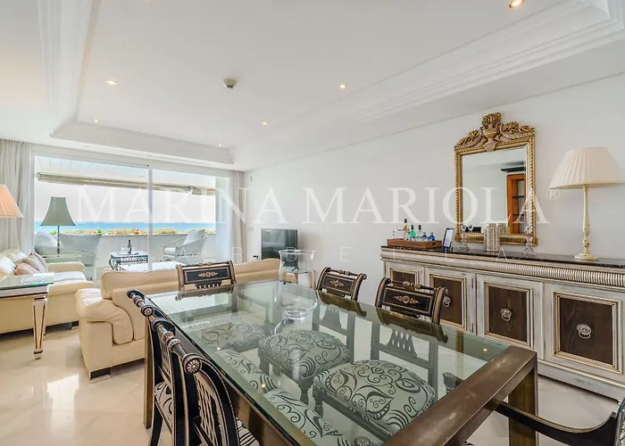 Semesteranläggning (resort) Marina Mariola *